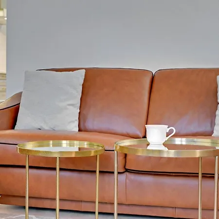 Flats For Rent - Luxury Old Town 아파트