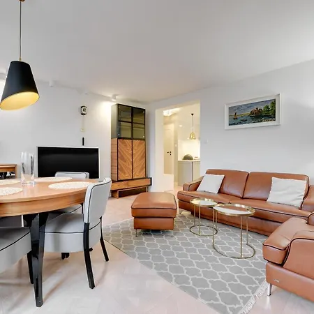 Appartement Flats For Rent - Luxury Old Town