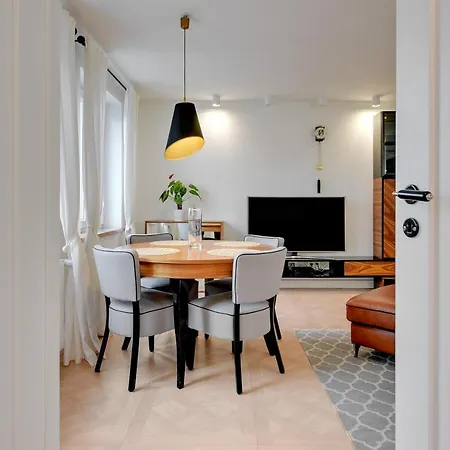 Flats For Rent - Luxury Old Town Gdańsk