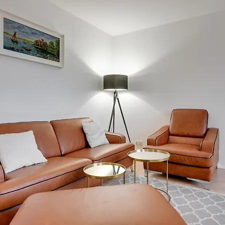 Flats For Rent - Luxury Old Town Appartement *