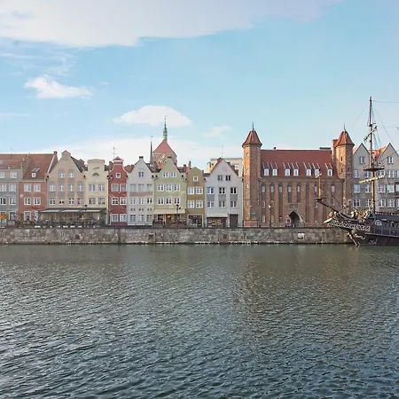 Flats For Rent - Luxury Old Town *